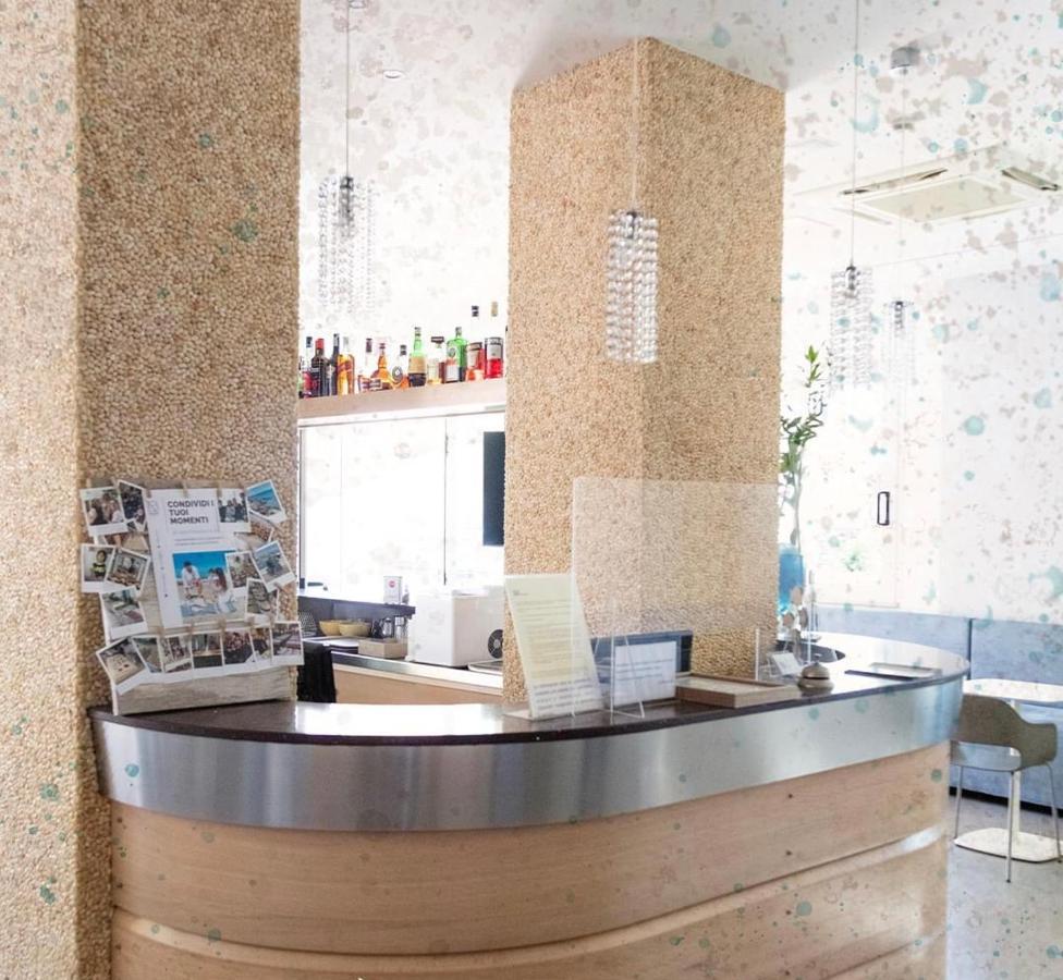 Hotel Muccioli 米萨诺阿德里亚蒂科 外观 照片